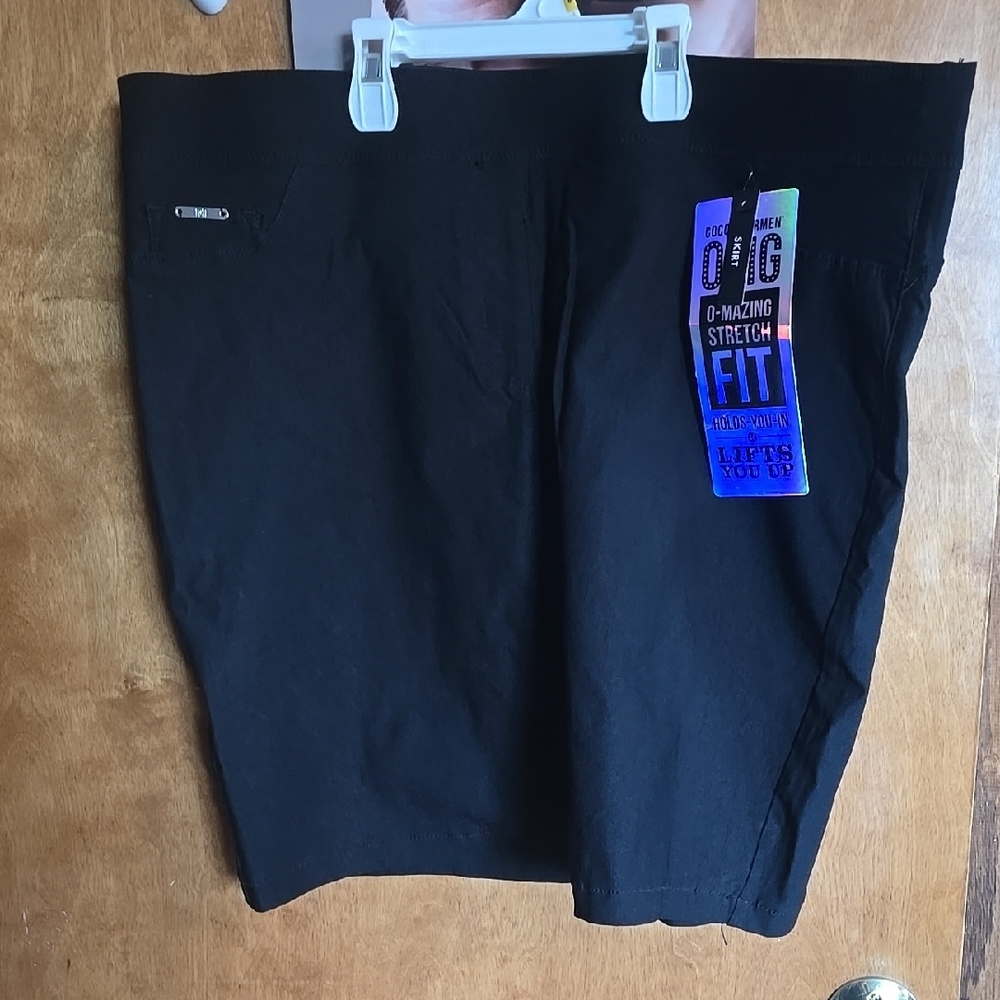 Coco + Carmen Black Pencil Skirt for Work